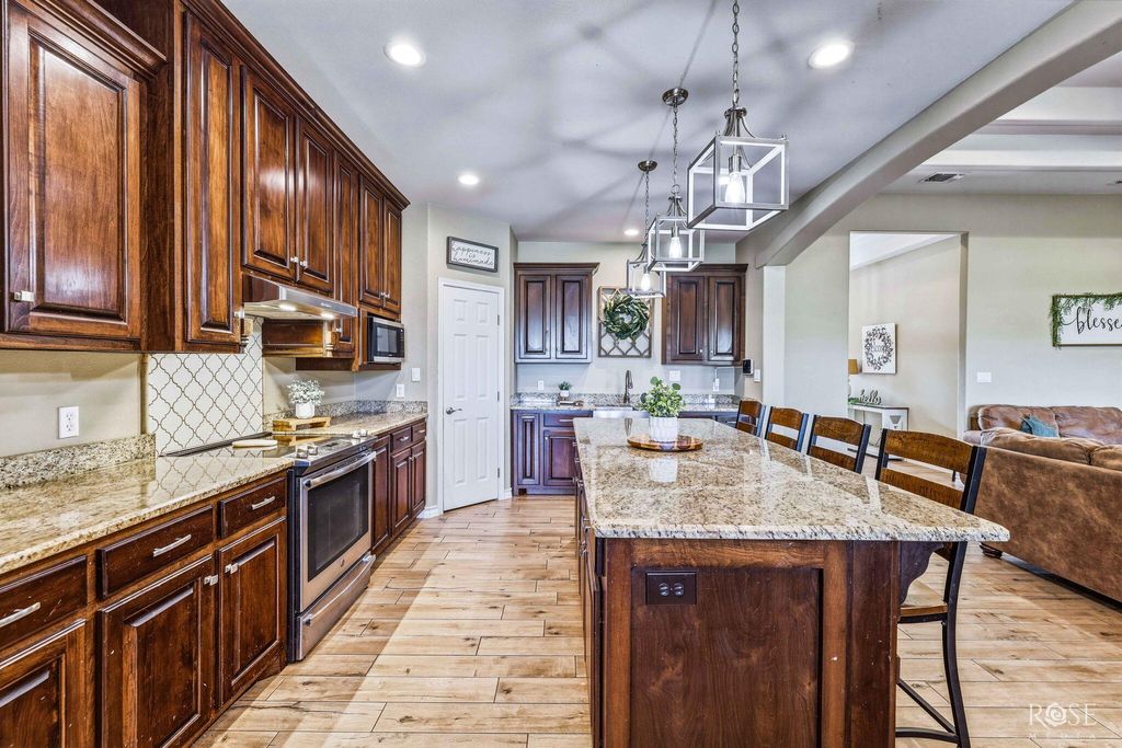 Image 11 of property listing at 113 Country Club Drive, Ozona, TX 76943