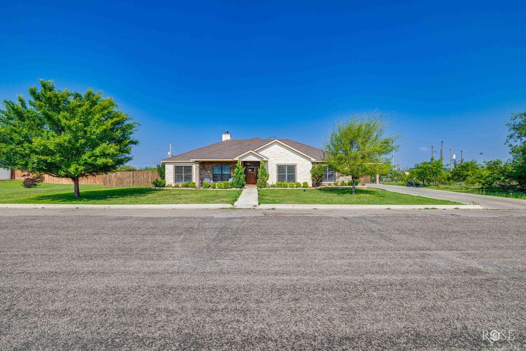 Image 2 of property listing at 113 Country Club Drive, Ozona, TX 76943