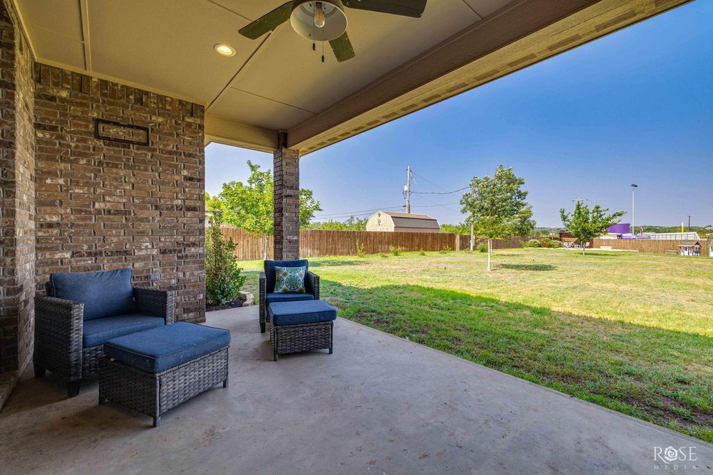 Image 22 of property listing at 113 Country Club Drive, Ozona, TX 76943