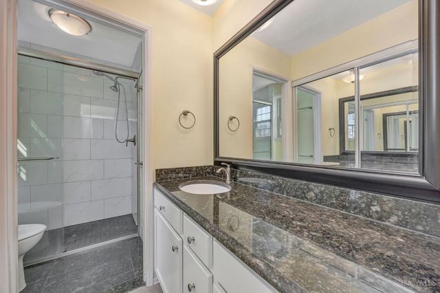 19 Creekwood Square, Glendale, OH 45246