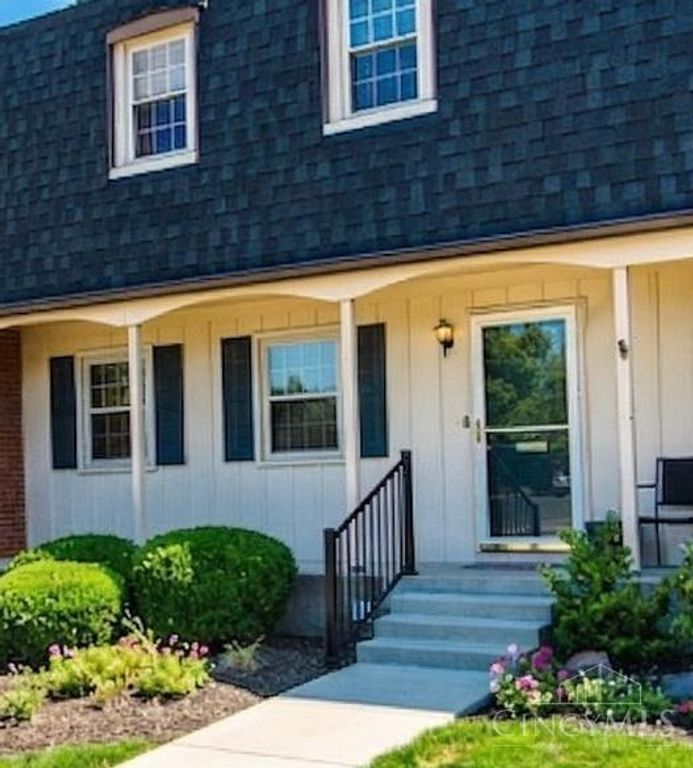 19 Creekwood Square, Glendale, OH 45246