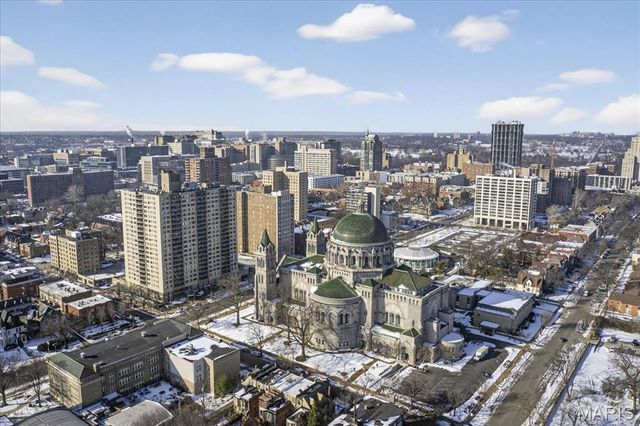 4355 Maryland Avenue 319, St Louis, MO 63108