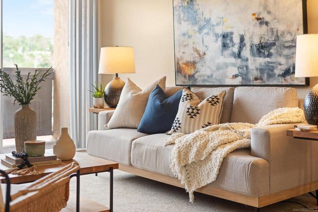 6955 ALVARADO RD 70, San Diego, CA 92120