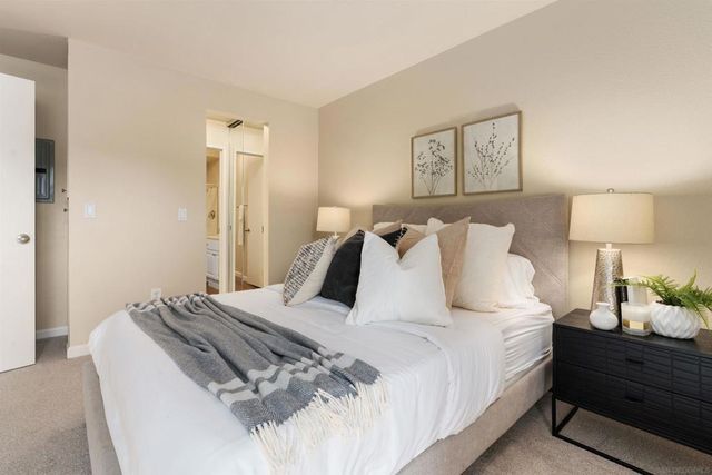 6955 ALVARADO RD 70, San Diego, CA 92120