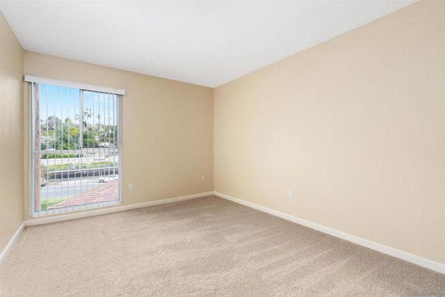 6955 ALVARADO RD 70, San Diego, CA 92120