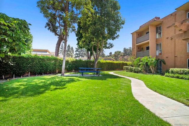 6955 ALVARADO RD 70, San Diego, CA 92120