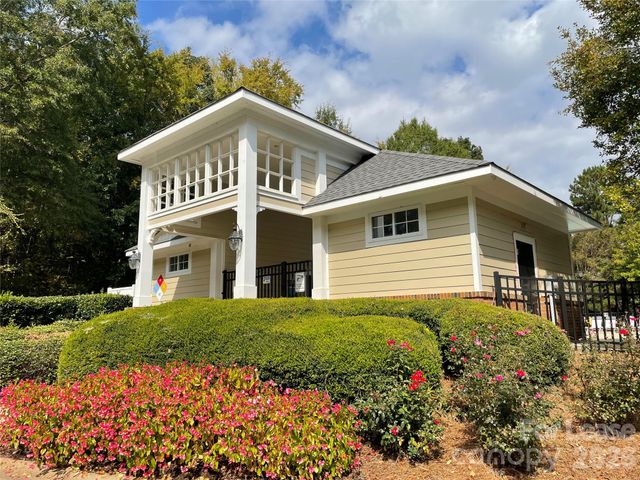 10913 Princeton Village Drive, Charlotte, NC 28277