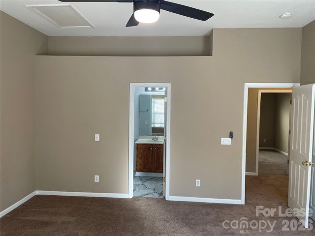 10913 Princeton Village Drive, Charlotte, NC 28277