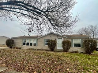 4673 W Ridge Drive, Columbus, IN 47203