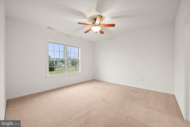 20 STEDTLE AVE, Littlestown, PA 17340