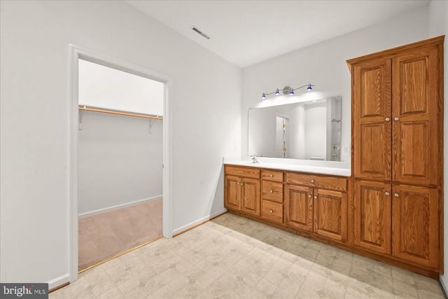 20 STEDTLE AVE, Littlestown, PA 17340