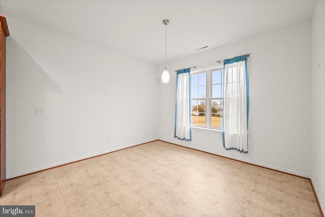 20 STEDTLE AVE, Littlestown, PA 17340