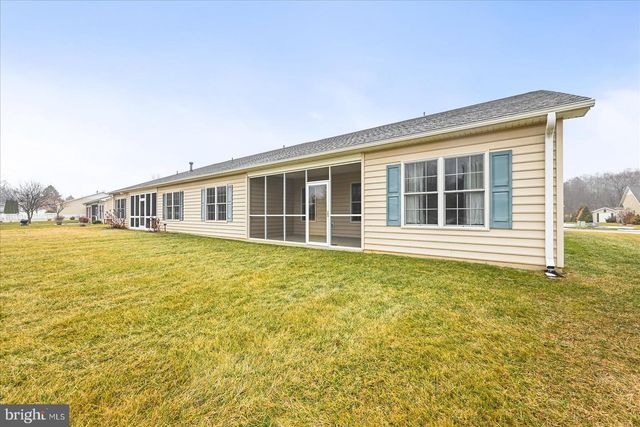 20 STEDTLE AVE, Littlestown, PA 17340