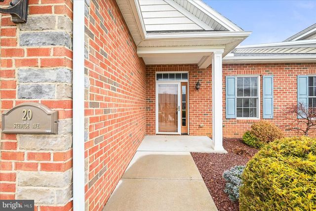 20 STEDTLE AVE, Littlestown, PA 17340