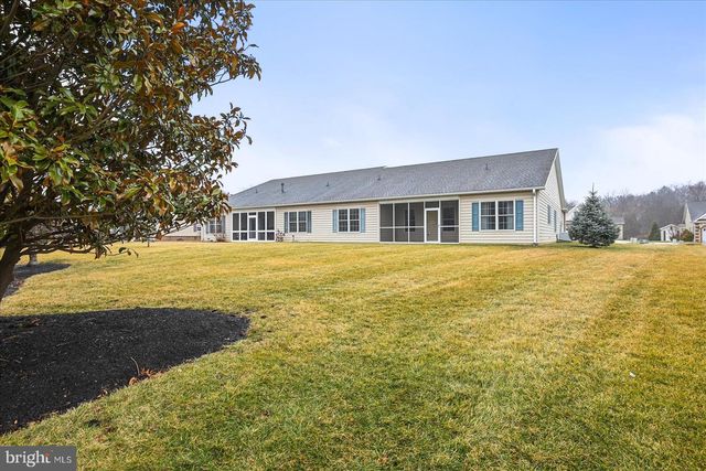 20 STEDTLE AVE, Littlestown, PA 17340