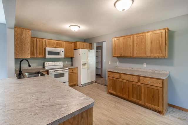 2018 Kestrel Trail, Buffalo, MN 55313