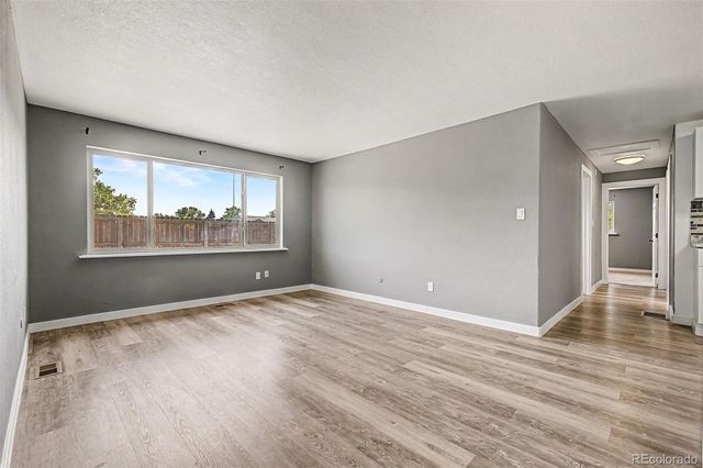 4665 W 6th Avenue 15, Denver, CO 80204