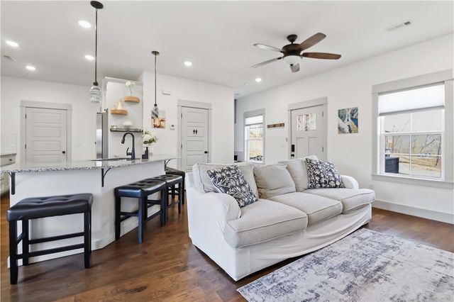 14 Winsford Lane, Bella Vista, AR 72714