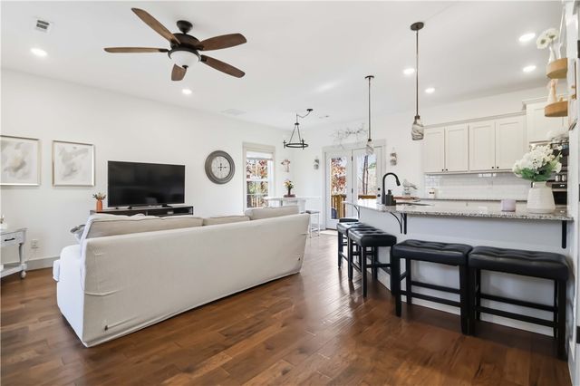 14 Winsford Lane, Bella Vista, AR 72714