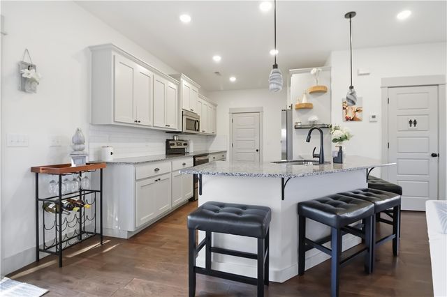 14 Winsford Lane, Bella Vista, AR 72714