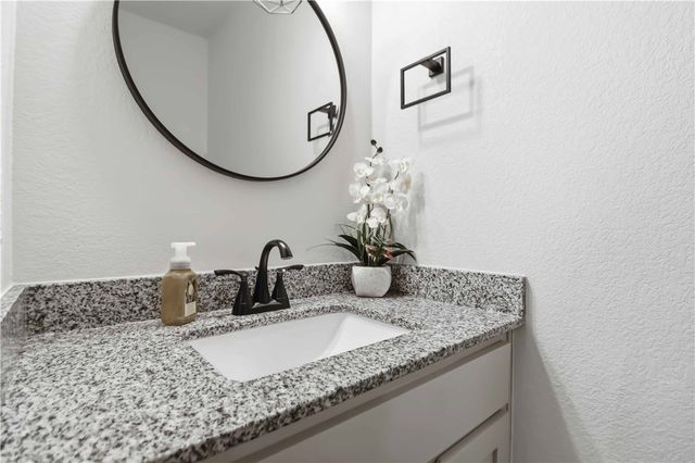 14 Winsford Lane, Bella Vista, AR 72714