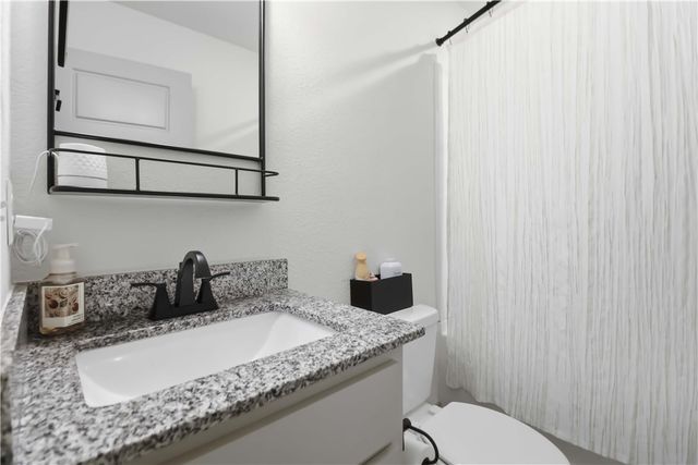 14 Winsford Lane, Bella Vista, AR 72714