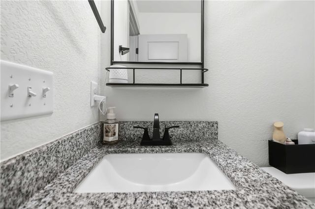 14 Winsford Lane, Bella Vista, AR 72714