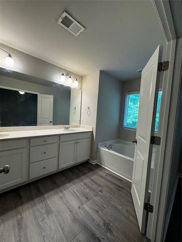 30 Laurel Drive E, Dawsonville, GA 30534