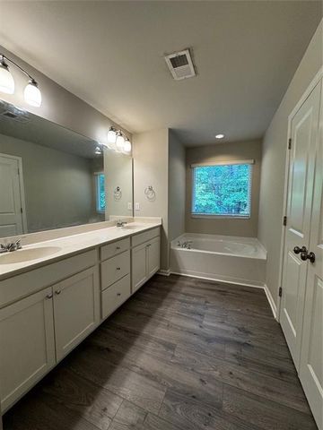 30 Laurel Drive E, Dawsonville, GA 30534