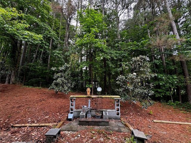 30 Laurel Drive E, Dawsonville, GA 30534