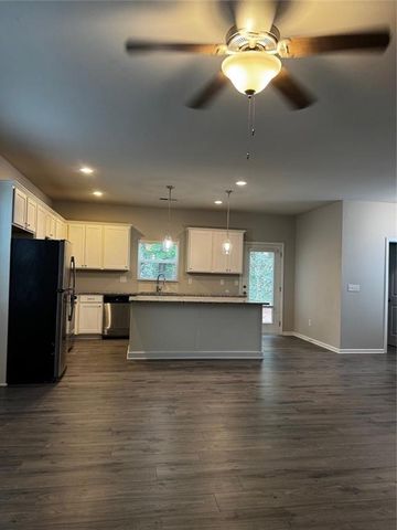 30 Laurel Drive E, Dawsonville, GA 30534