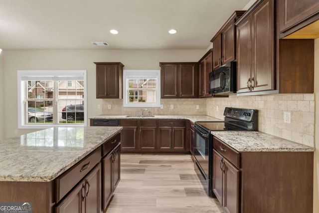 800 Ansbeth Way, Athens, GA 30606