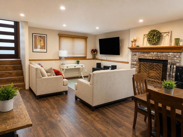 11850 W Neville Ct, Wichita, KS 67205