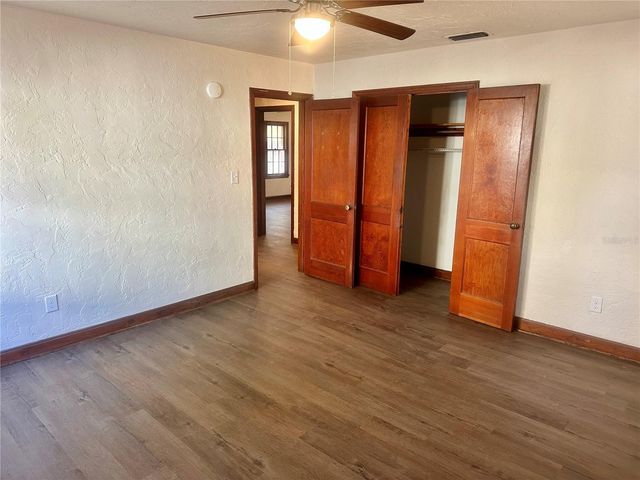 228 NW 4TH AVENUE, Gainesville, FL 32601