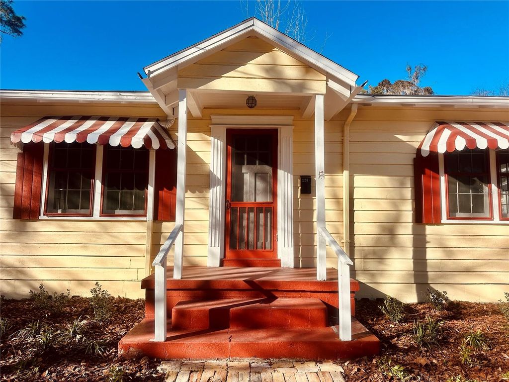 228 NW 4TH AVENUE, Gainesville, FL 32601