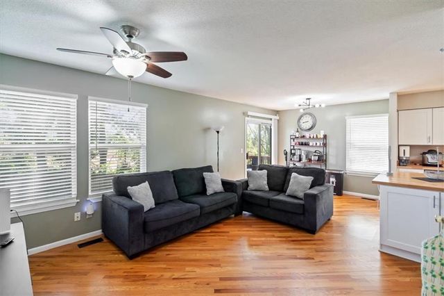 811 N 89th Street, Kansas City, KS 66112