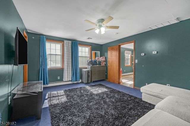 172 Chestnut St, Newark City, NJ 07105