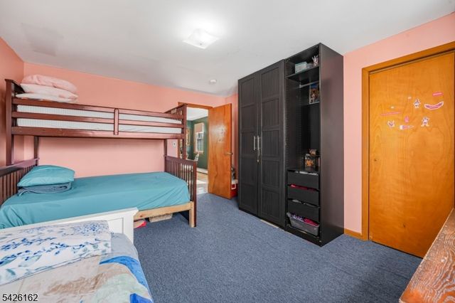 172 Chestnut St, Newark City, NJ 07105