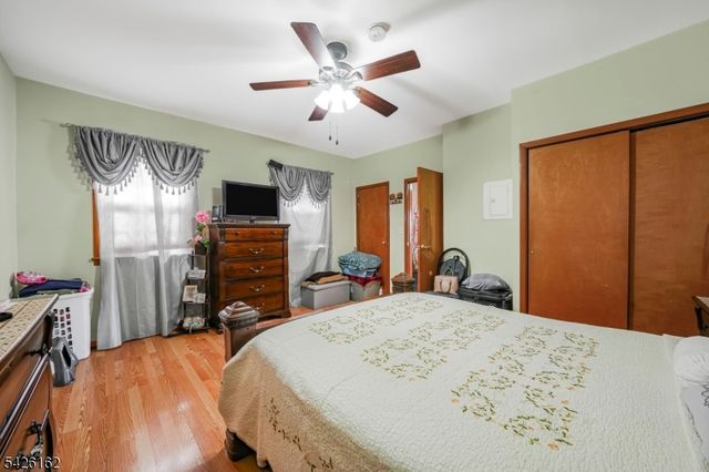 172 Chestnut St, Newark City, NJ 07105