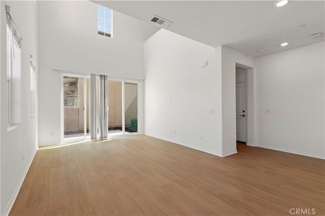 7055 Montecito, Eastvale, CA 92880