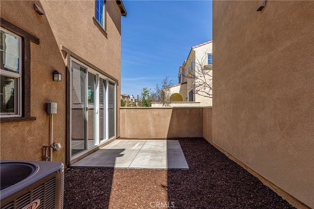 7055 Montecito, Eastvale, CA 92880