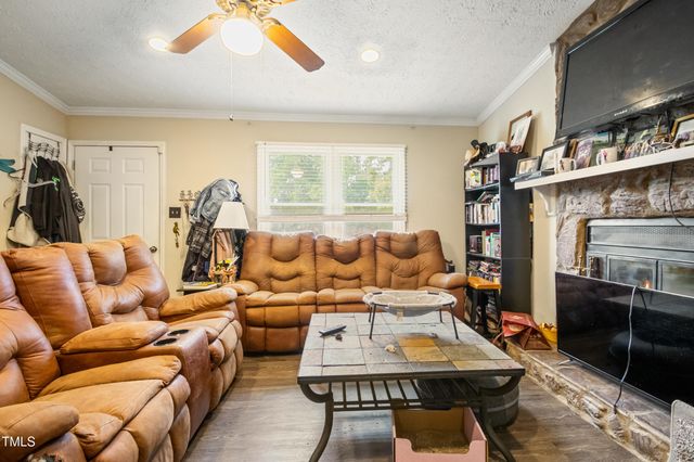 6424 Bretton Woods Drive, Hope Mills, NC 28348