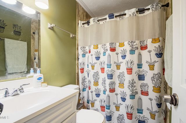 6424 Bretton Woods Drive, Hope Mills, NC 28348