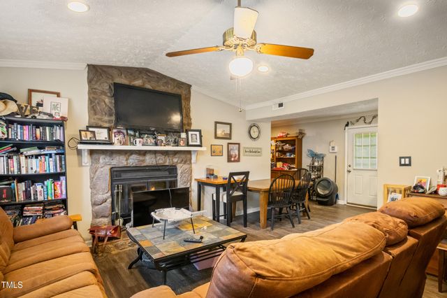 6424 Bretton Woods Drive, Hope Mills, NC 28348