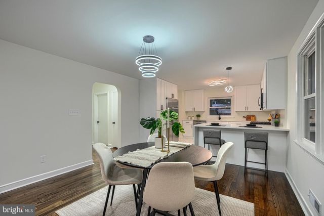 5206 HAZELWOOD AVE, Baltimore, MD 21206