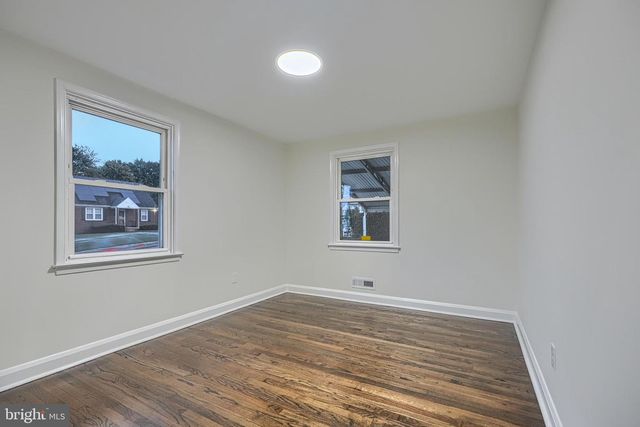5206 HAZELWOOD AVE, Baltimore, MD 21206