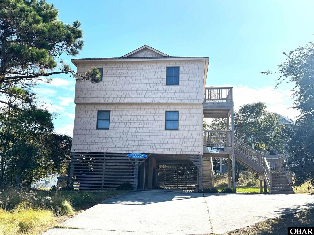 Image 2 of property listing at 107 Sheldrake Court, Duck, NC 27949