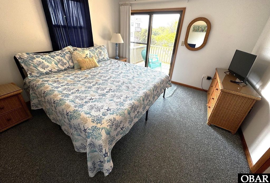 Image 12 of property listing at 107 Sheldrake Court, Duck, NC 27949