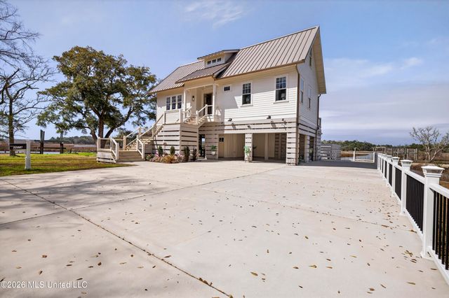 3514 San Juan Circle, Gautier, MS 39553