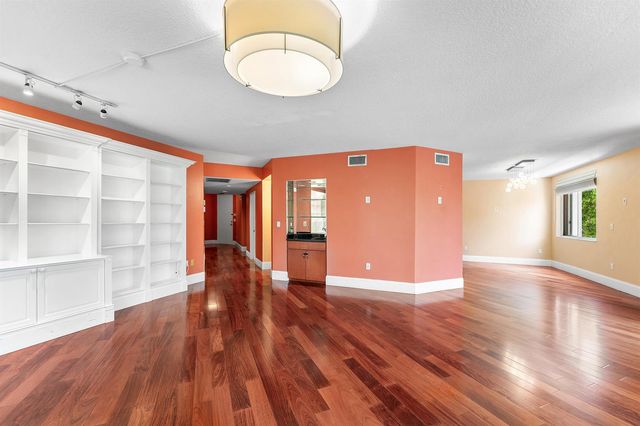 790 Andrews Avenue C206, Delray Beach, FL 33483